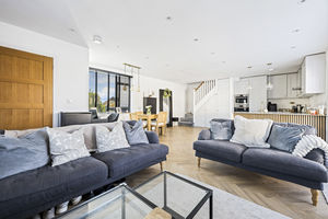 Photo 9- click for photo gallery